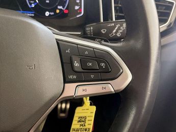 Volkswagen Taigo 1.0 TSI R-Line DSG Euro 6 (s/s) 5dr