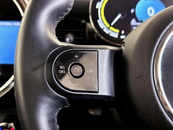 MINI Electric Hatch Cooper SE 32.6kWh Level 1 Auto 3dr