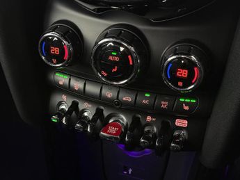 MINI Hatch 2.0 Cooper S Sport Steptronic Euro 6 (s/s) 3dr