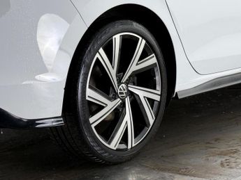 Volkswagen Golf 2.0 TDI R-Line DSG Euro 6 (s/s) 5dr