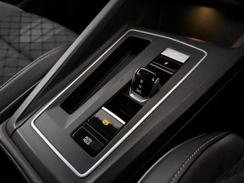 Volkswagen Golf 2.0 TDI R-Line DSG Euro 6 (s/s) 5dr