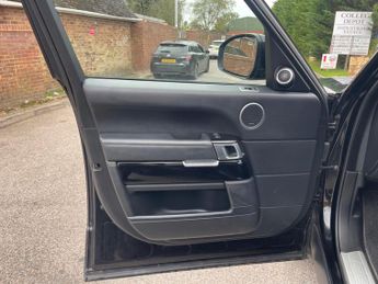 Land Rover Range Rover 3.0 TD V6 Vogue Auto 4WD Euro 5 (s/s) 5dr