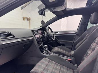 Volkswagen Golf 2.0 TSI BlueMotion Tech GTI DSG Euro 6 (s/s) 5dr