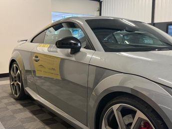 Audi TT RS 2.5 TFSI S Tronic quattro Euro 6 (s/s) 3dr