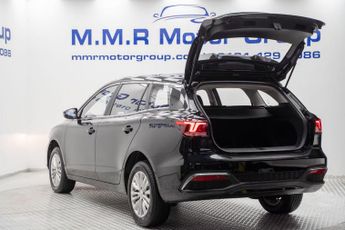 MG MG5 61.1kWh Excite Long Range Auto 5dr