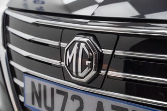 MG MG5 61.1kWh Excite Long Range Auto 5dr