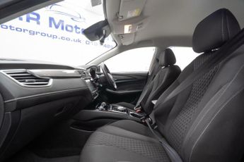 MG MG5 61.1kWh Excite Long Range Auto 5dr