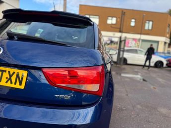 Audi A1 1.4 TFSI S line S Tronic Euro 5 (s/s) 3dr