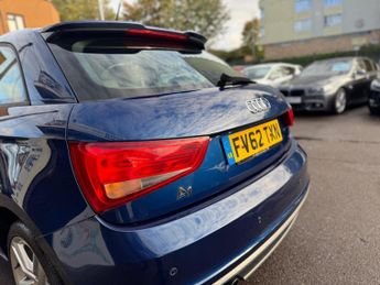 Audi A1 1.4 TFSI S line S Tronic Euro 5 (s/s) 3dr