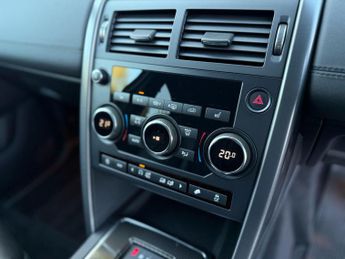 Land Rover Discovery Sport 2.0 TD4 Landmark Auto 4WD Euro 6 (s/s) 5dr