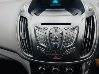 Ford Kuga 2.0 TDCi Zetec Powershift AWD Euro 5 5dr