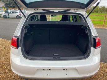 Volkswagen Golf 1.2 TSI BlueMotion Tech S Hatchback 5dr Petrol DSG Euro 5 (s/s) 