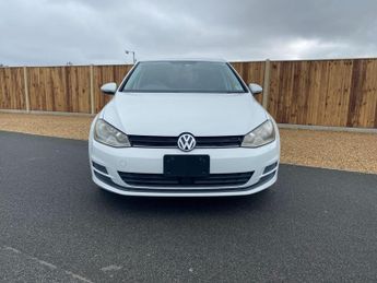 Volkswagen Golf 1.2 TSI BlueMotion Tech S Hatchback 5dr Petrol DSG Euro 5 (s/s) 