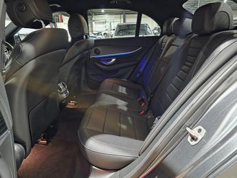 Mercedes-Benz E Class 2.0 E300e 13.5kWh AMG Line (Premium) G-Tronic+ Euro 6 (s/s) 4dr