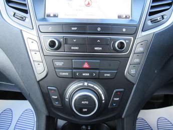Hyundai Santa Fe 2.2 CRDi Blue Drive Endurance Edition Auto 4WD Euro 6 (s/s) 5dr 