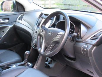 Hyundai Santa Fe 2.2 CRDi Blue Drive Endurance Edition Auto 4WD Euro 6 (s/s) 5dr 