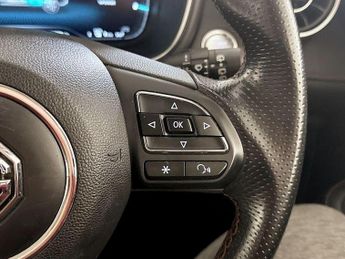 MG MG HS 1.5 T-GDI 16.6kWh Excite Auto Euro 6 (s/s) 5dr
