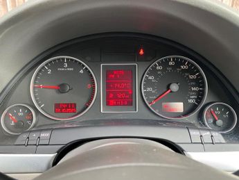 Audi A4 2.0 TDI SE CVT 4dr