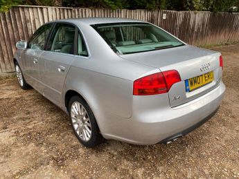 Audi A4 2.0 TDI SE CVT 4dr