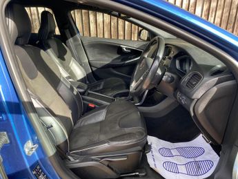 Volvo V40 1.5 T2 R-Design Auto Euro 6 (s/s) 5dr