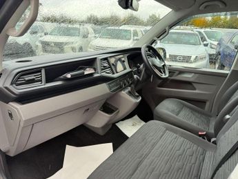 Volkswagen Transporter Shuttle 2.0 TDI SE DSG LWB Euro 6 (s/s) 5dr
