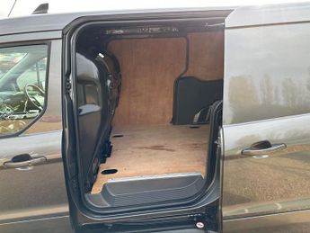 Ford Transit Connect 1.5 250 EcoBlue Limited Auto L2 Euro 6 (s/s) 5dr