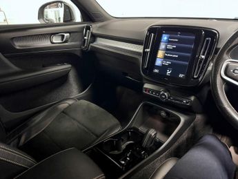 Volvo XC40 R-Design Plug-in hybrid T4 FWD (211 hp) Auto