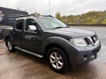 Nissan Navara 2.5 dCi Tekna Auto 4WD Euro 5 4dr