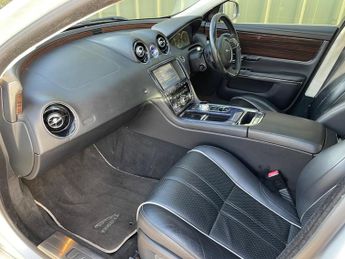 Jaguar XJ 5.0 V8 Portfolio Auto Euro 5 4dr (LWB)