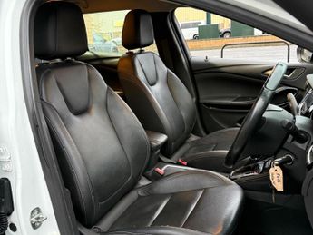 Vauxhall Astra 1.6 CDTi Elite Nav Sports Tourer Auto Euro 6 5dr