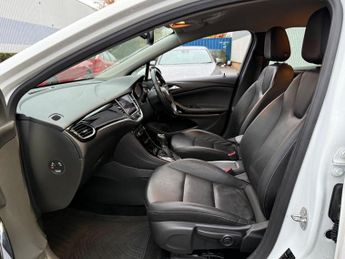 Vauxhall Astra 1.6 CDTi Elite Nav Sports Tourer Auto Euro 6 5dr