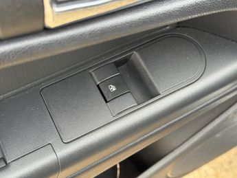 Vauxhall Astra 1.8i Design Twin Top 2dr