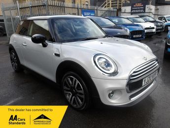 MINI Hatch 1.5 Cooper Exclusive Euro 6 (s/s) 3dr