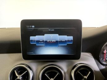 Mercedes-Benz GLA 1.6 GLA200 Sport Euro 6 (s/s) 5dr