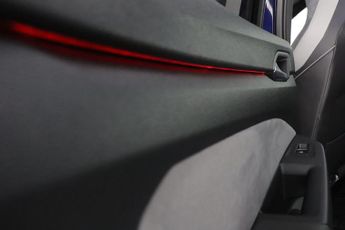 Volkswagen Golf 1.5 TSI R-Line Euro 6 (s/s) 5dr