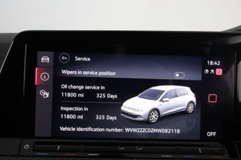 Volkswagen Golf 1.5 TSI R-Line Euro 6 (s/s) 5dr