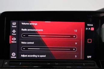 Volkswagen Golf 1.5 TSI R-Line Euro 6 (s/s) 5dr