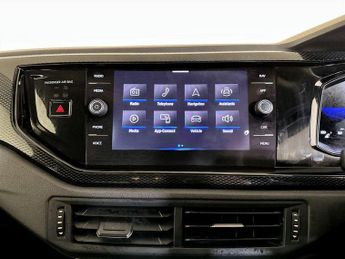 Volkswagen Polo 1.0 TSI Life Euro 6 (s/s) 5dr