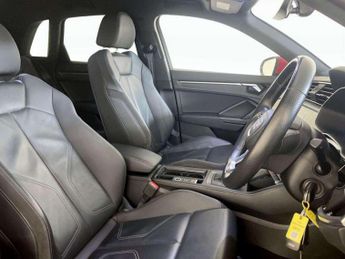 Audi Q3 1.5 TFSI CoD 35 S line S Tronic Euro 6 (s/s) 5dr