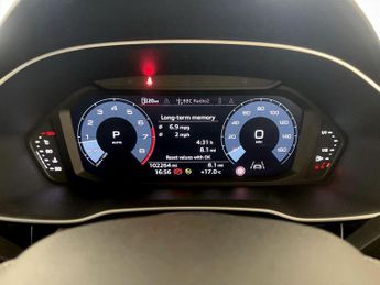 Audi Q3 1.5 TFSI CoD 35 S line S Tronic Euro 6 (s/s) 5dr