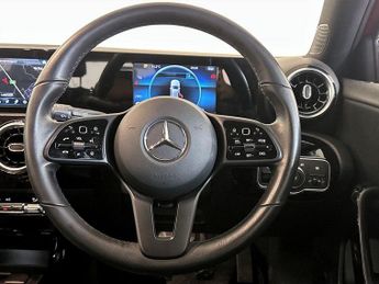 Mercedes-Benz A Class 1.3 A180 SE Euro 6 (s/s) 5dr