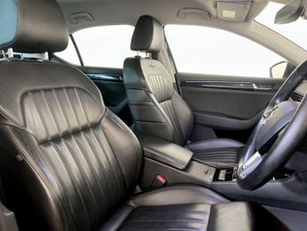 Skoda Superb 2.0 TDI Laurin & Klement DSG Euro 6 (s/s) 5dr