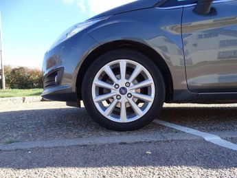 Ford Fiesta 1.0T EcoBoost Titanium Powershift Euro 6 5dr