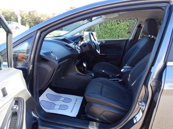 Ford Fiesta 1.0T EcoBoost Titanium Powershift Euro 6 5dr