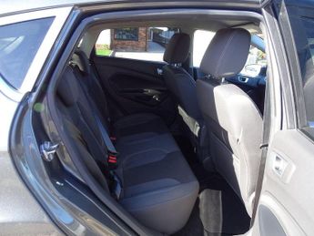 Ford Fiesta 1.0T EcoBoost Titanium Powershift Euro 6 5dr