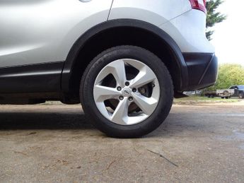 Nissan Qashqai 1.3 DIG-T Acenta Premium DCT Auto Euro 6 (s/s) 5dr