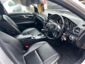 Mercedes-Benz C Class 2.1 C220 CDI BlueEfficiency Executive SE G-Tronic+ Euro 5 (s/s) 