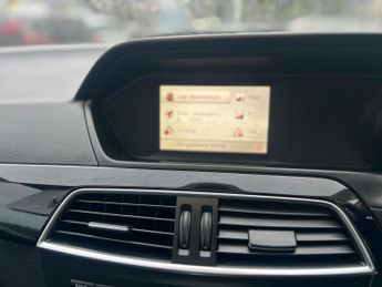 Mercedes-Benz C Class 2.1 C220 CDI BlueEfficiency Executive SE G-Tronic+ Euro 5 (s/s)