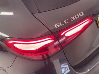 Mercedes-Benz GLC 2.0 GLC300h MHEV AMG Line (Premium) G-Tronic+ 4MATIC Euro 6 (s/s