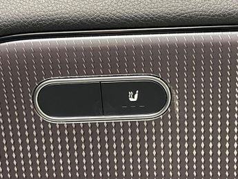 Mercedes-Benz GLA 1.3 GLA200h MHEV Sport (Executive) 7G-DCT Euro 6 (s/s) 5dr